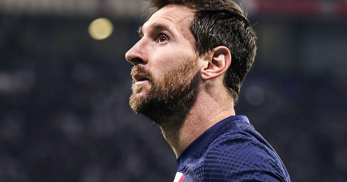 Messi mang về doanh thu 700 triệu euro cho PSG, Barcelona 'nóng mặt'