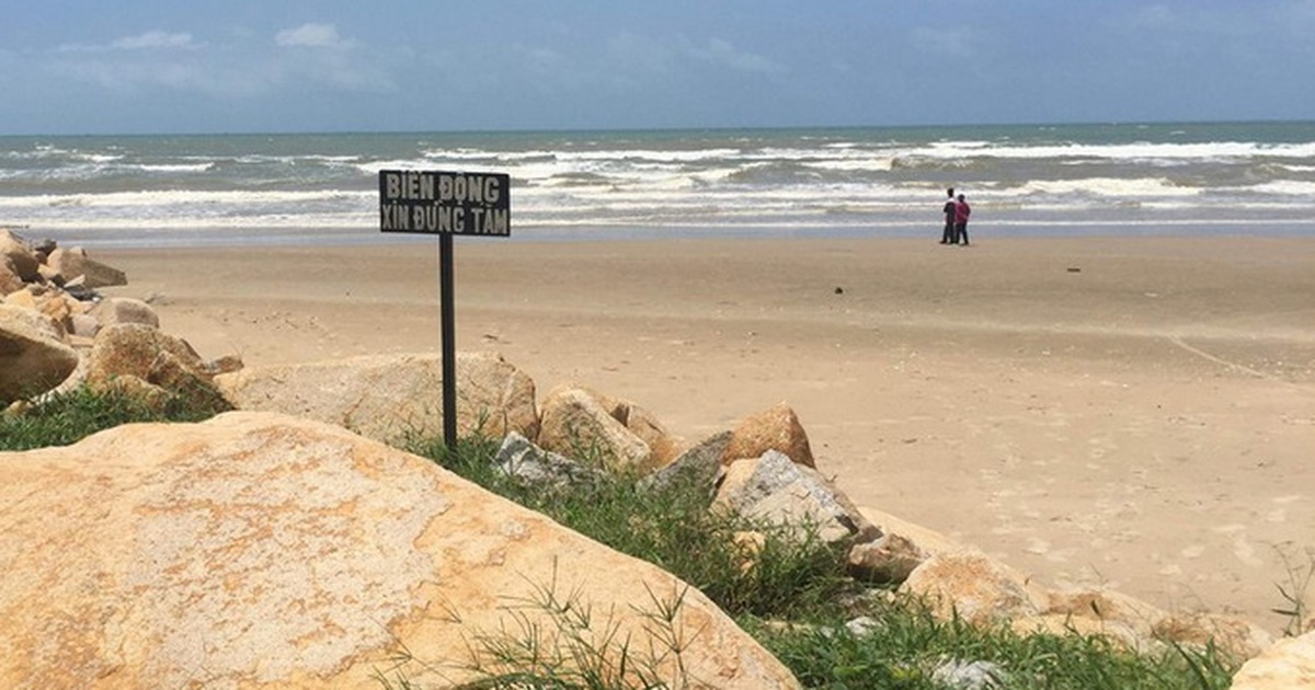 Bình Thuận: Hai du khách mất tích khi tắm biển Kê Gà