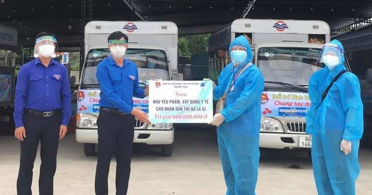 Tiếp tế 25 tấn hàng hóa thiết yếu đến vùng dịch Covid-19 để hỗ trợ người dân