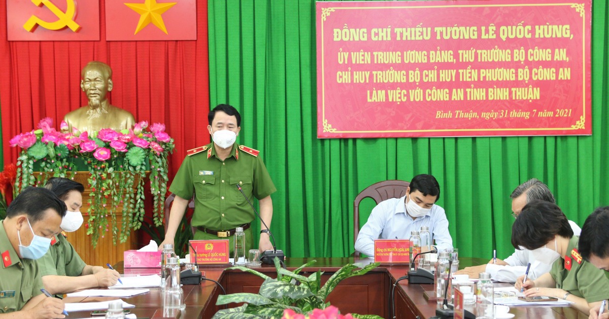 Thứ trưởng Bộ Công an Lê Quốc Hùng kiểm tra công tác chống dịch Covid-19 tại Bình Thuận