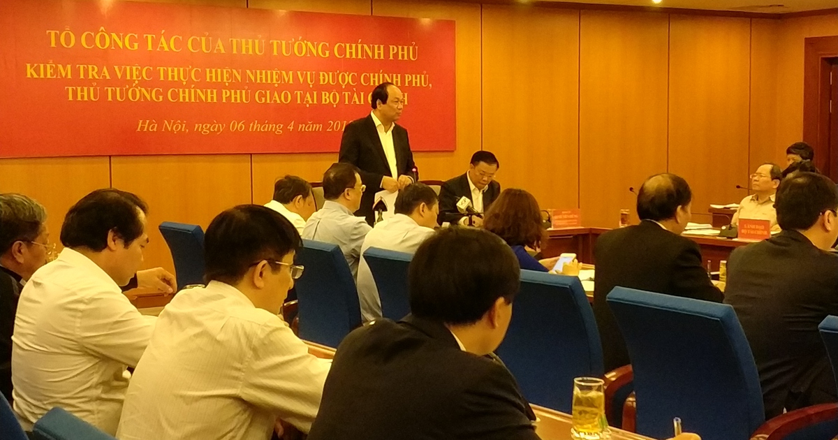 Thủ tướng yêu cầu kiểm soát chặt cán bộ hải quan để ngăn ngừa tiêu cực