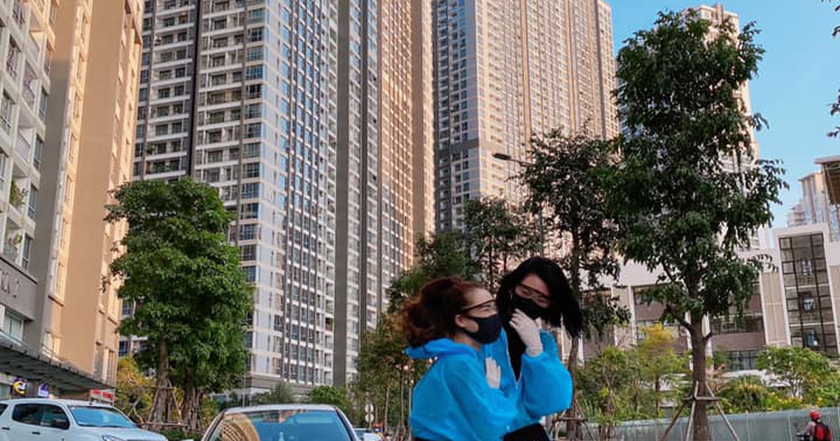 Nhã Phương, Thúy Ngân phối đồ cực chất mùa dịch Covid-19