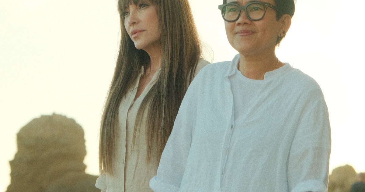 Thanh Hà và bạn đời Phương Uyên tình tứ trong MV 'chữa lành' tâm hồn