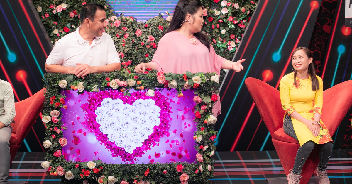 NSND Hồng Vân làm người nhà đại diện cho nữ công nhân một mình đi hẹn hò