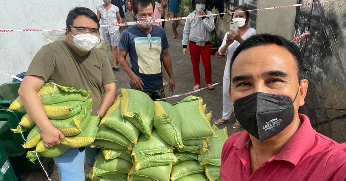 Quyền Linh trải lòng khi bị 'lời ra tiếng vào' vì làm từ thiện