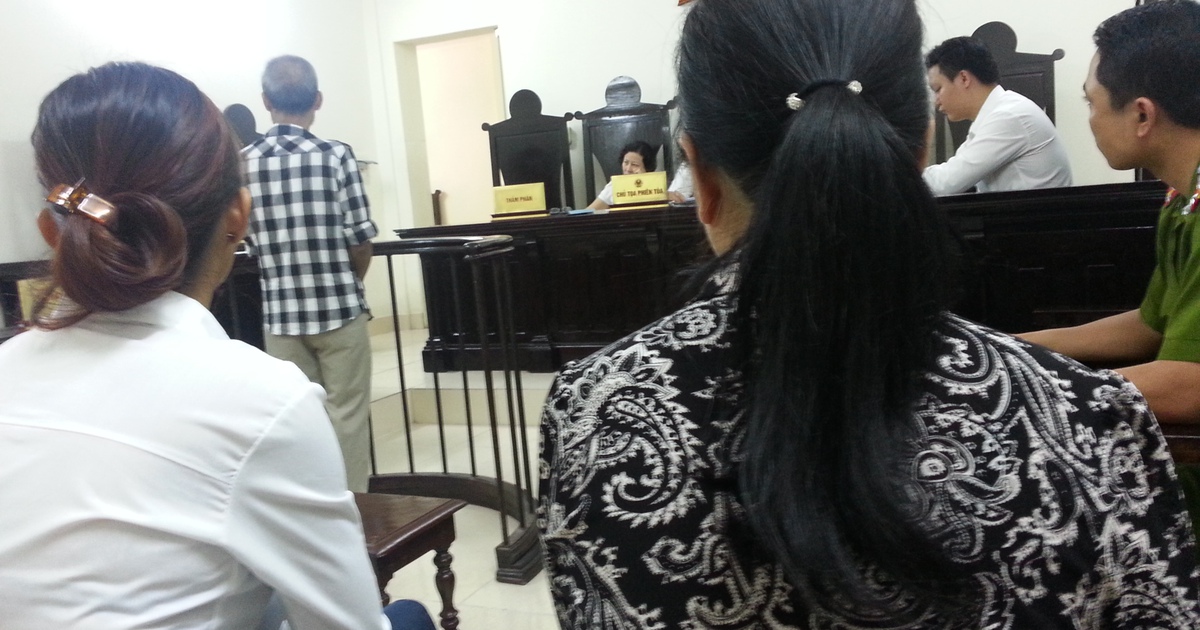 Gần 60 tuổi còn vào tù vì cướp xe đạp của tình cũ