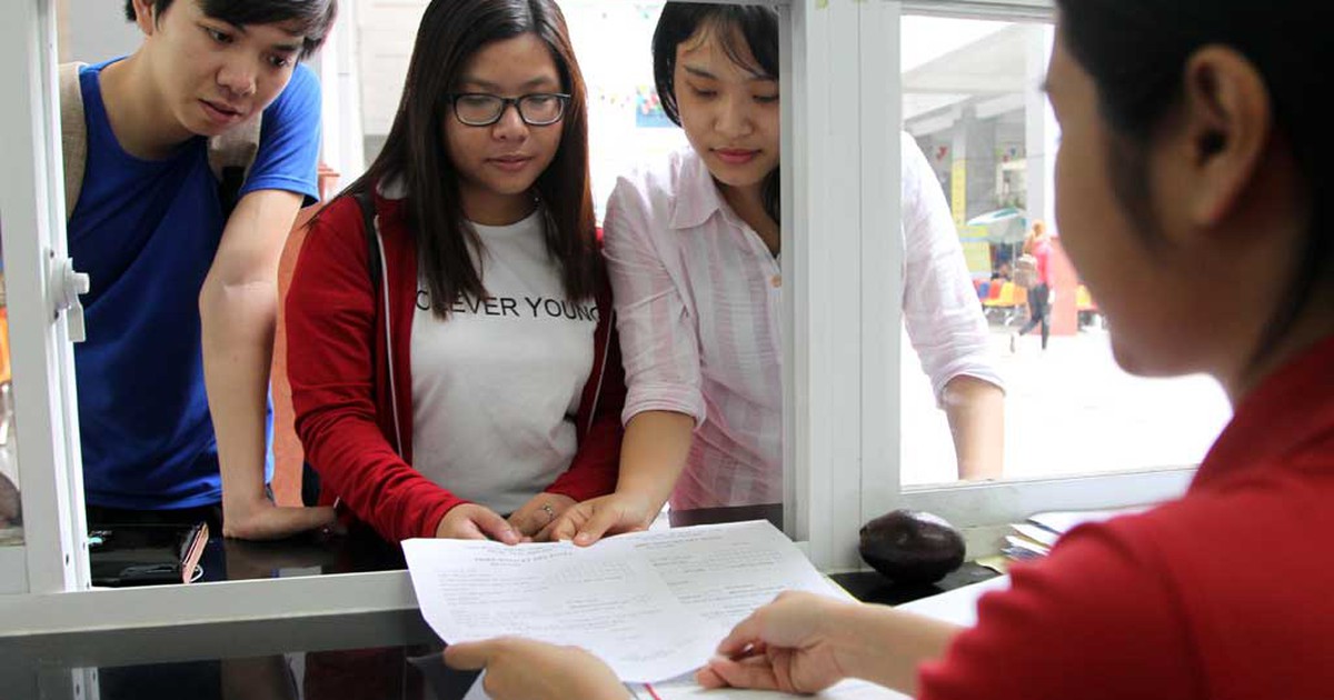 Trường lớn thiếu thí sinh, vì sao?