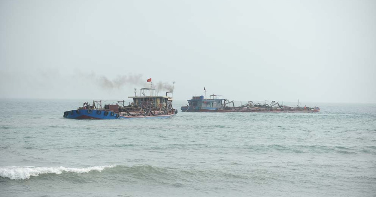 Điều tra nghi án hút trộm cát Cửa Đại đem bán