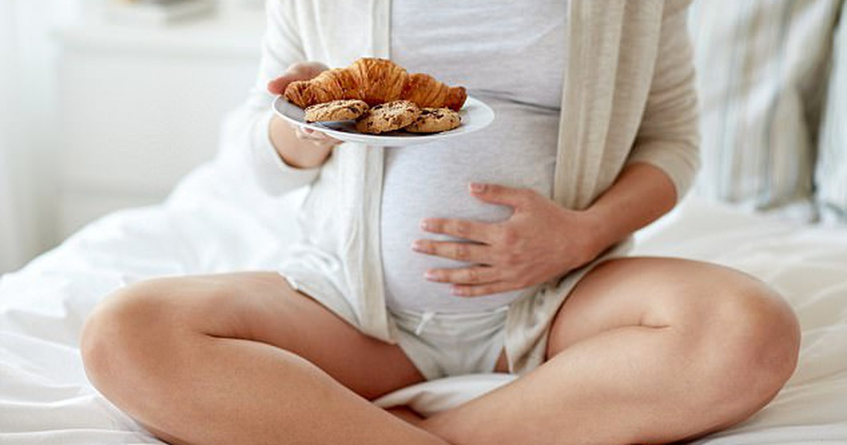 Thai phụ chớ ăn nhiều chất béo để ngừa ung thư vú