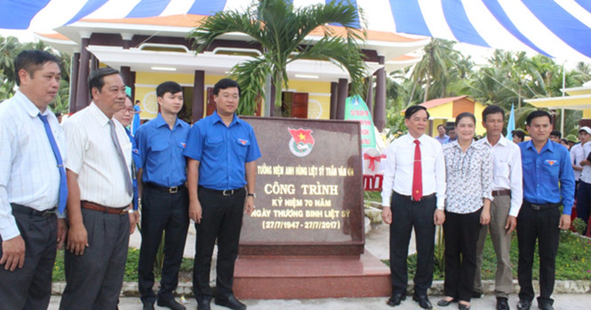 Khánh thành Nhà tưởng niệm anh hùng liệt sĩ Trần Văn Ơn