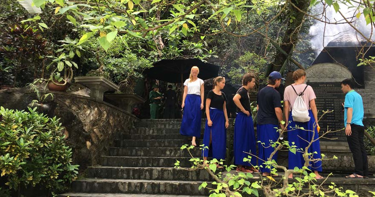 Hang Tám Cô - Huyền thoại và sự thật: Không thể tồn tại sự mù mờ