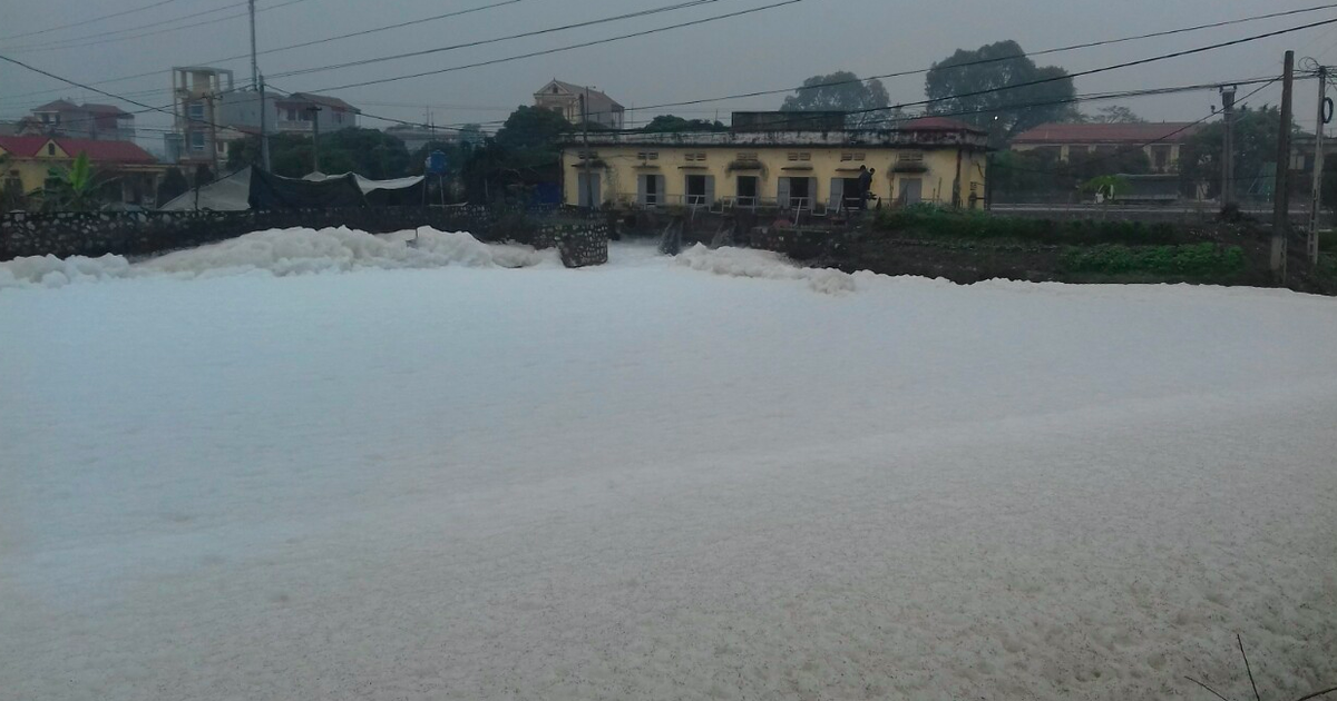 Những dòng 'sông tuyết' hôi thối tại Hà Nam