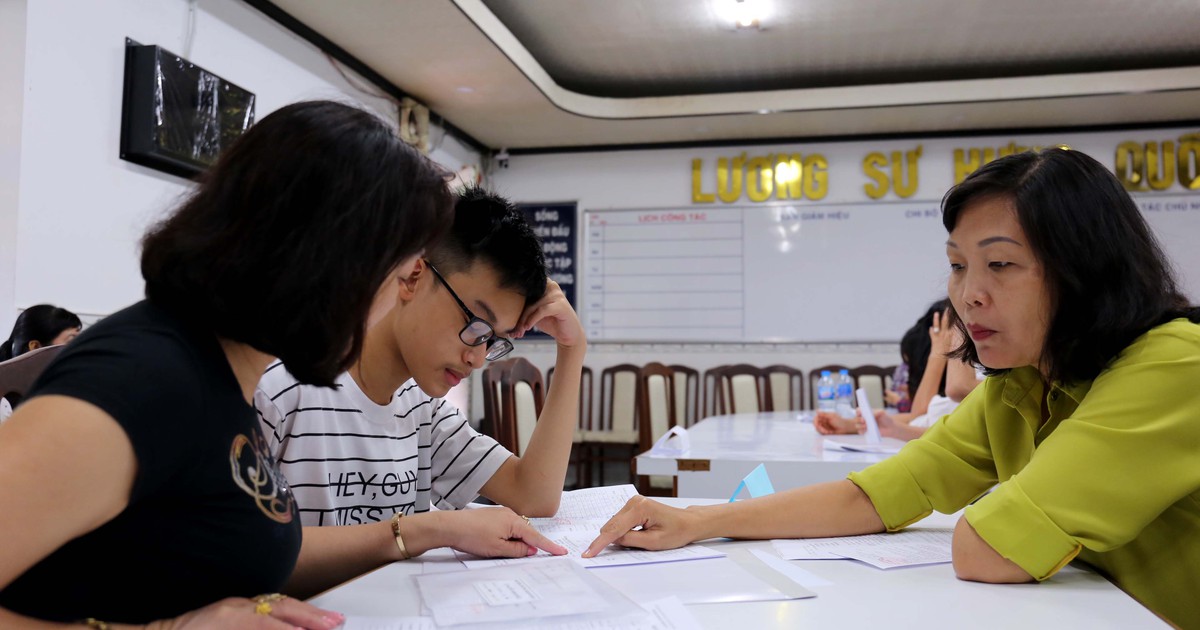 Định hướng ngành nghề từ đầu lớp 10