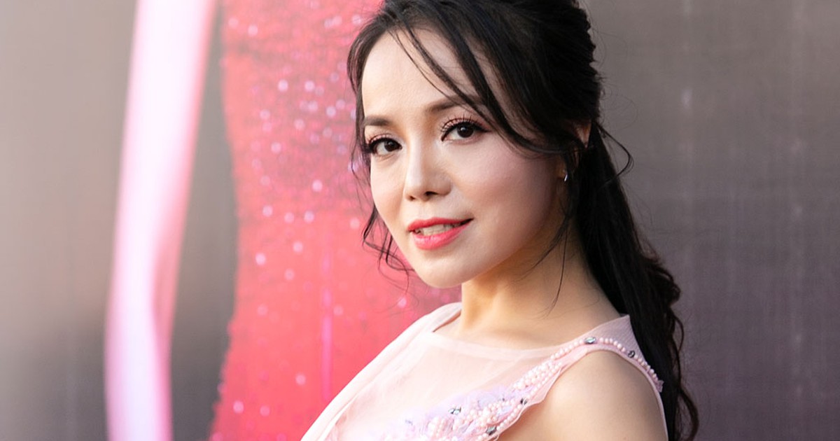 Live show đầu tiên của giọng ca thính phòng Lan Anh