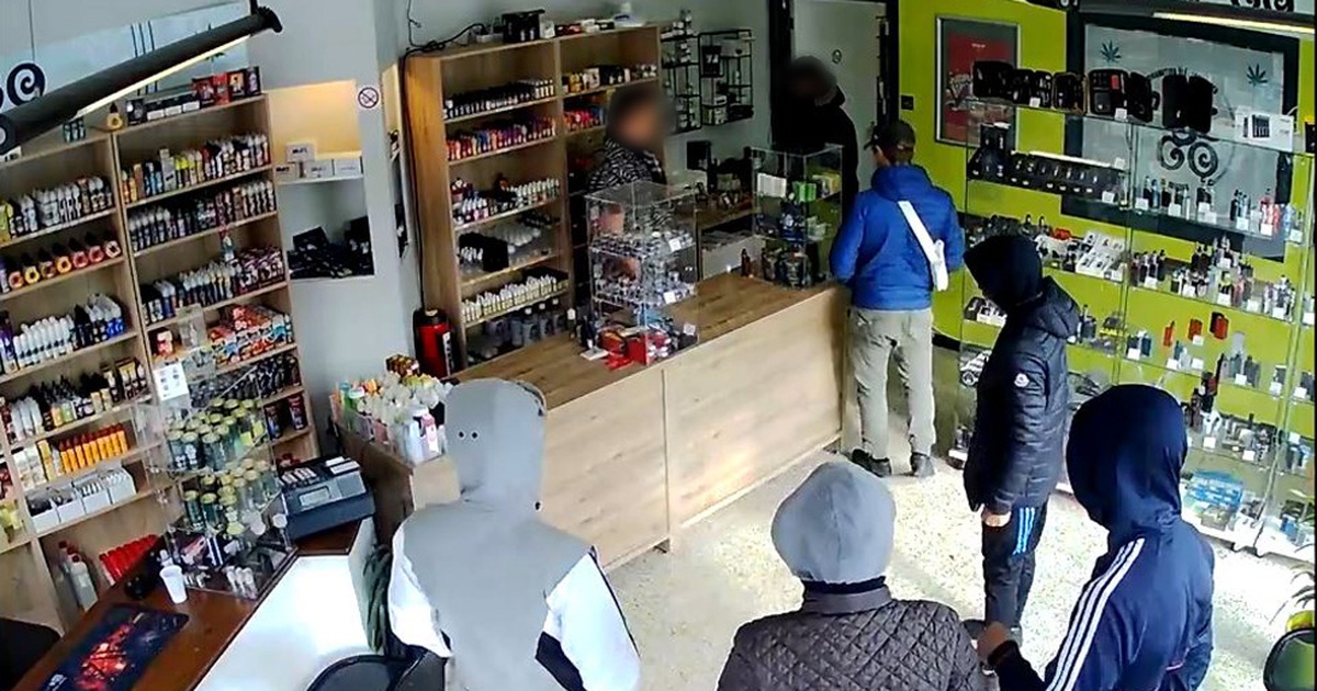 Băng cướp cả tin