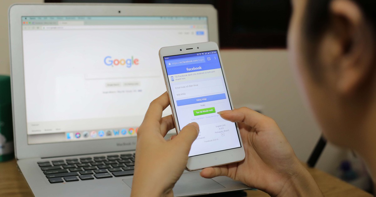 Công chức, viên chức phải tham gia mạng xã hội như thế nào ?