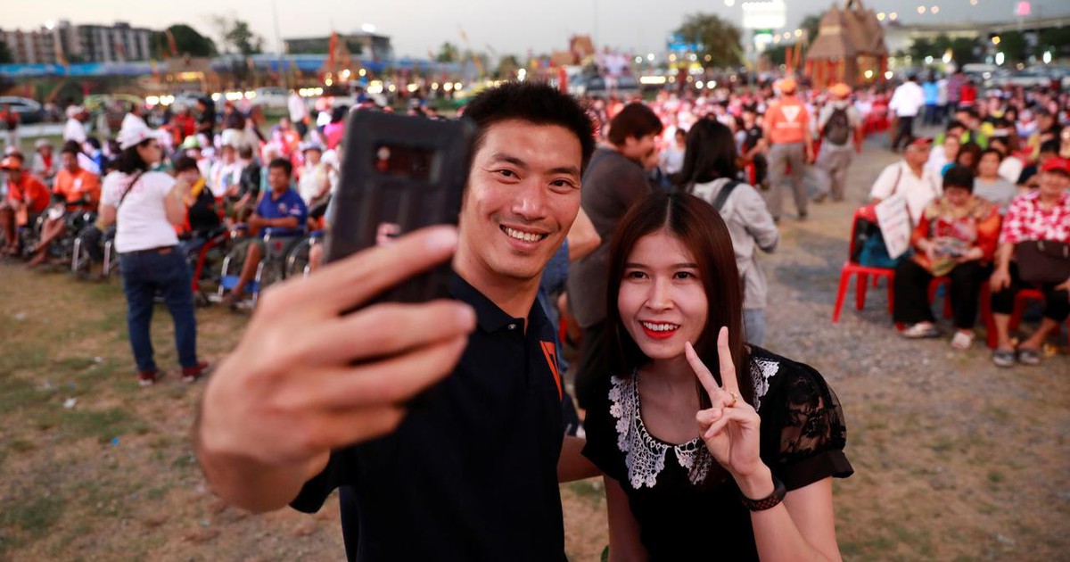 Đảng thân ông Thaksin bị dọa giải tán