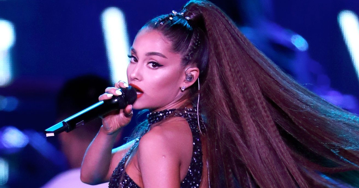 Ariana Grande bị kiện vì đăng ảnh 'sống ảo'