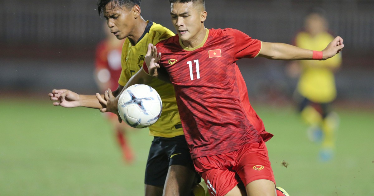 Vì sao bóng đá trẻ Việt Nam trồi sụt bất thường ?