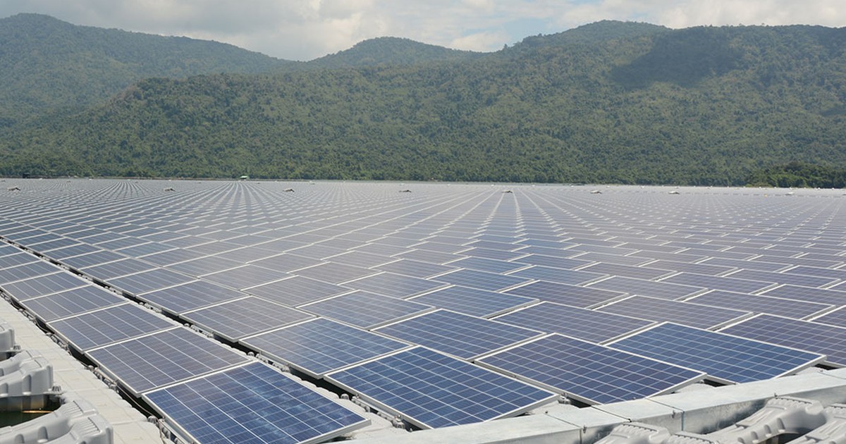 Giá điện mặt trời 1 vùng: Lại ám ảnh nỗi lo quá tải
