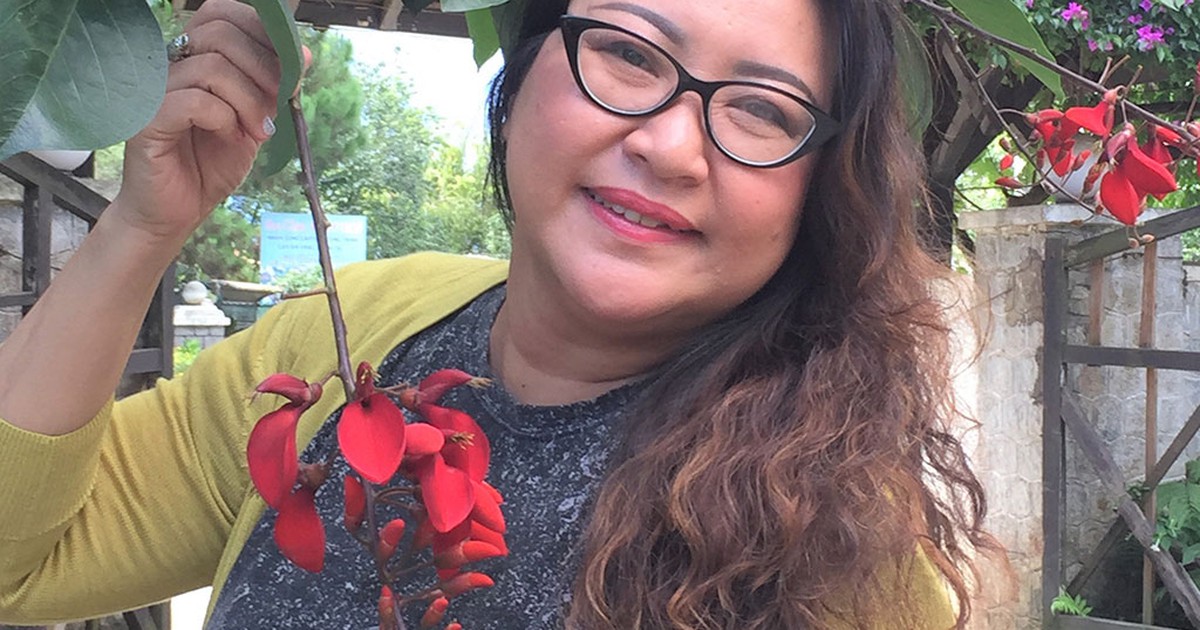 Bút trưởng Vòm Me Xanh 'xin một vé đi tuổi thơ'