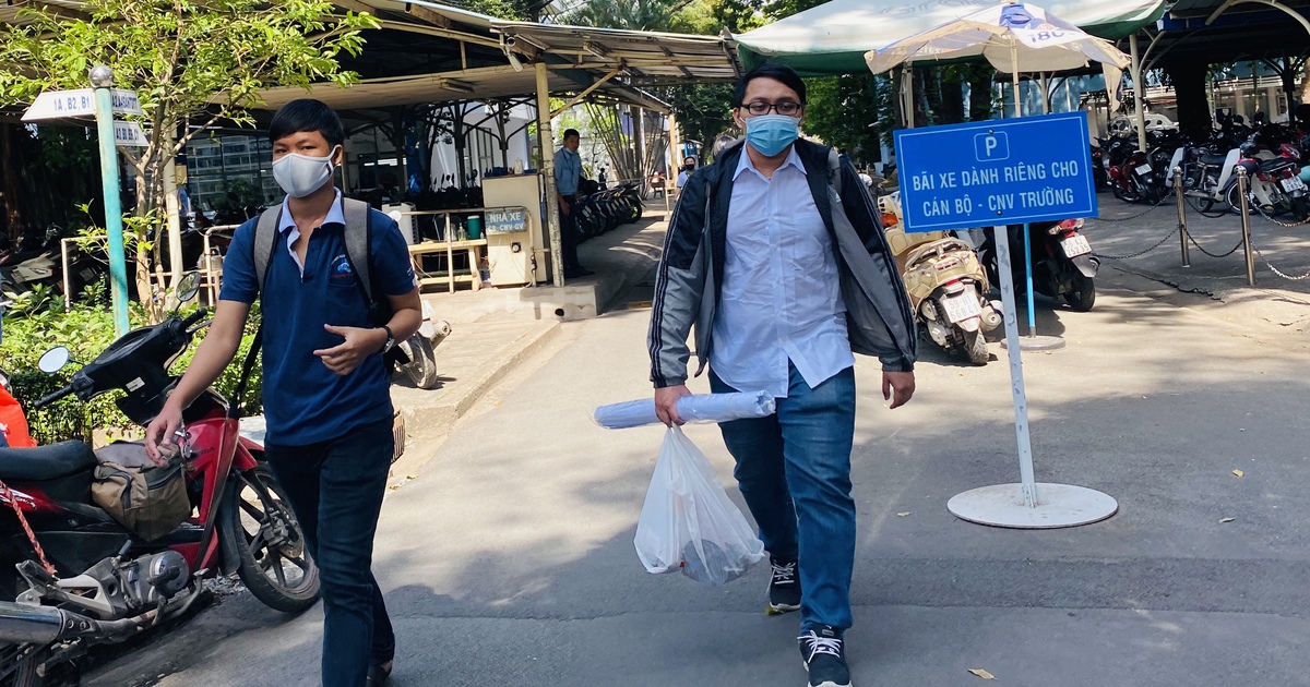 Yêu cầu gì khi sinh viên trở lại trường học tập trung?