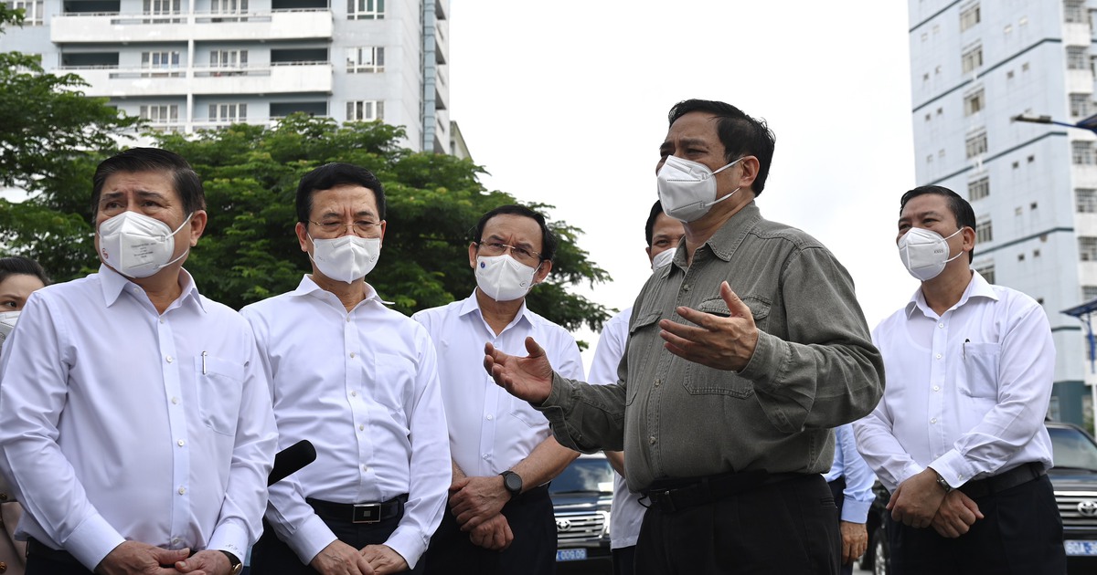 Tiếp tục thực hiện mục tiêu kép với nỗ lực rất lớn