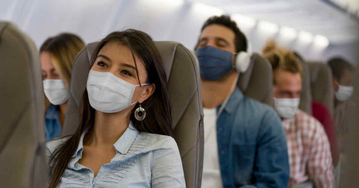 WHO hướng dẫn cách đi lại an toàn, tránh xa Covid-19