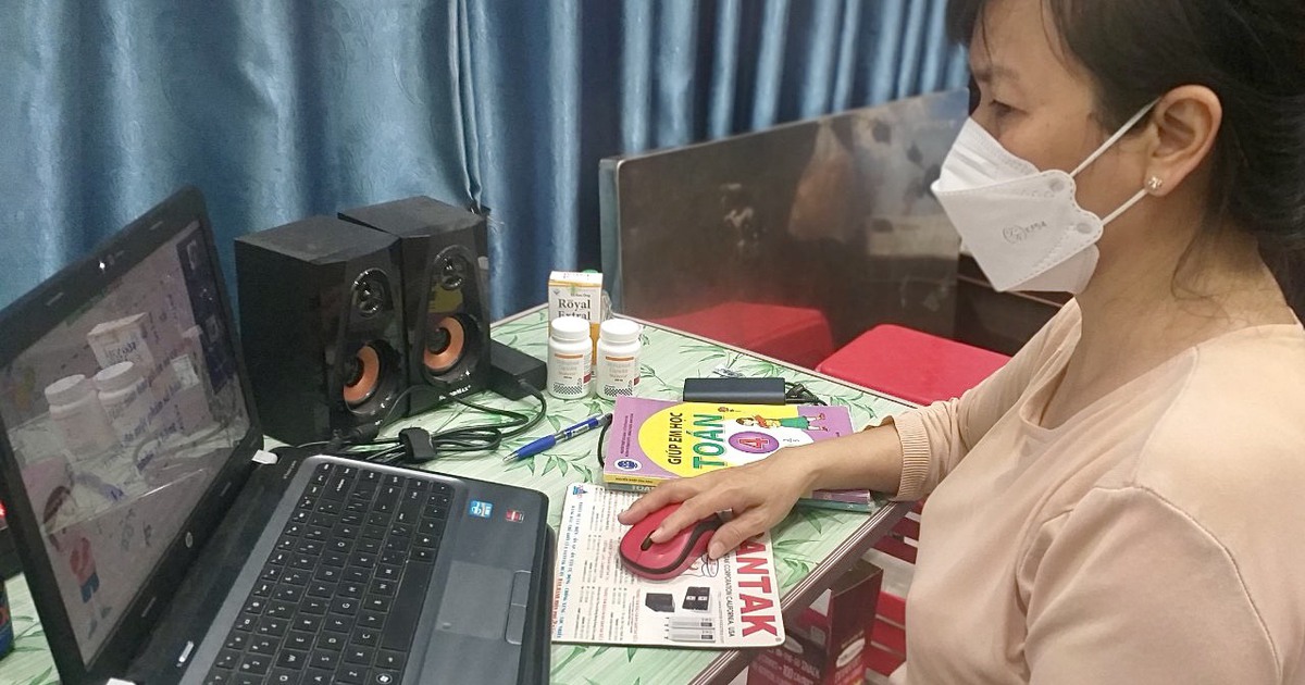 Công việc giáo viên thời dịch bệnh: Là F0, giáo viên vẫn “lên lớp”