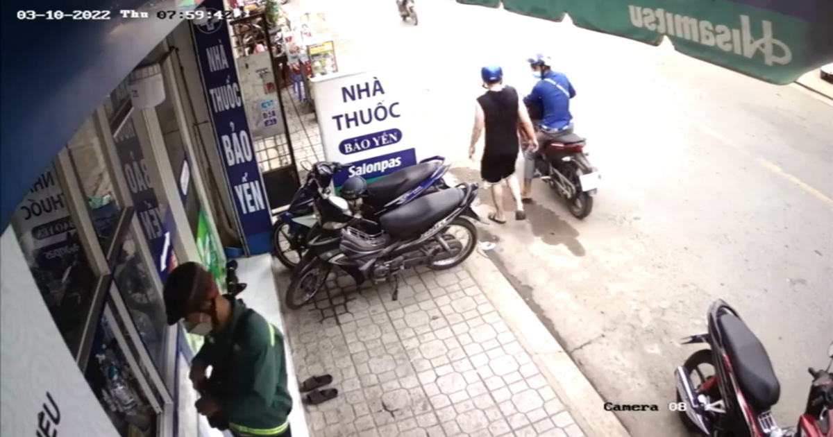 Sinh viên nhiệt tình chỉ đường bị lấy ngay xe máy, dân mạng hỏi 'lòng tốt có suy xét'?