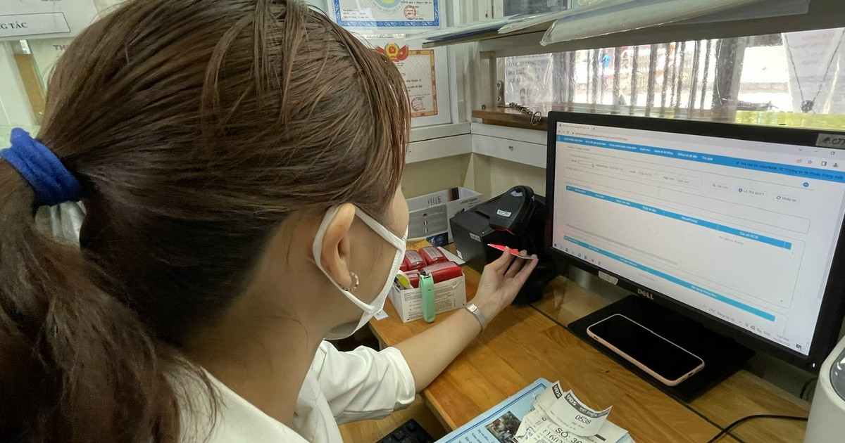 Sử dụng CCCD gắn chíp khám, chữa bệnh BHYT: Tiện lợi nhưng chưa thông suốt