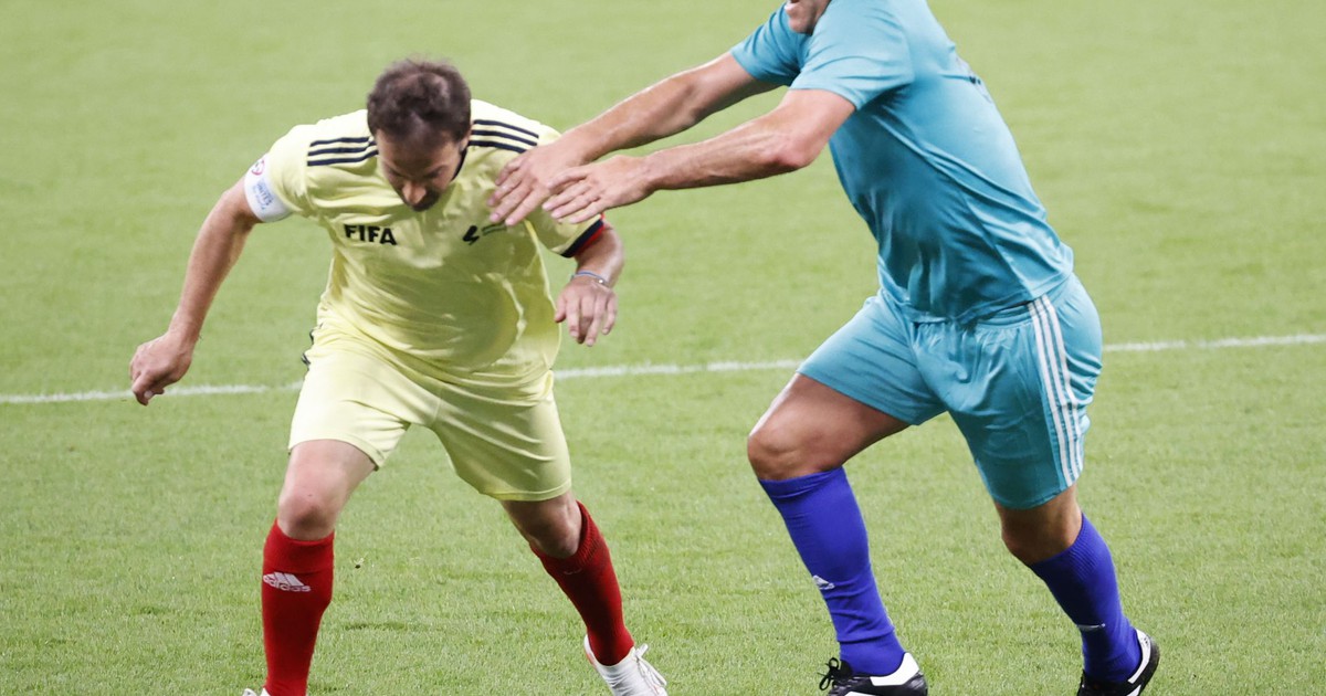 World Cup 2022: Trận đấu của những cảm xúc bên lề mãnh liệt