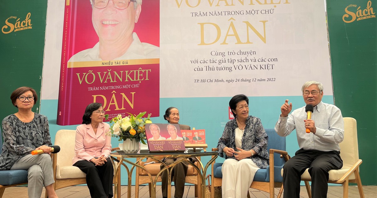 'Võ Văn Kiệt - Trăm năm trong một chữ Dân' và những hồi ức xúc động