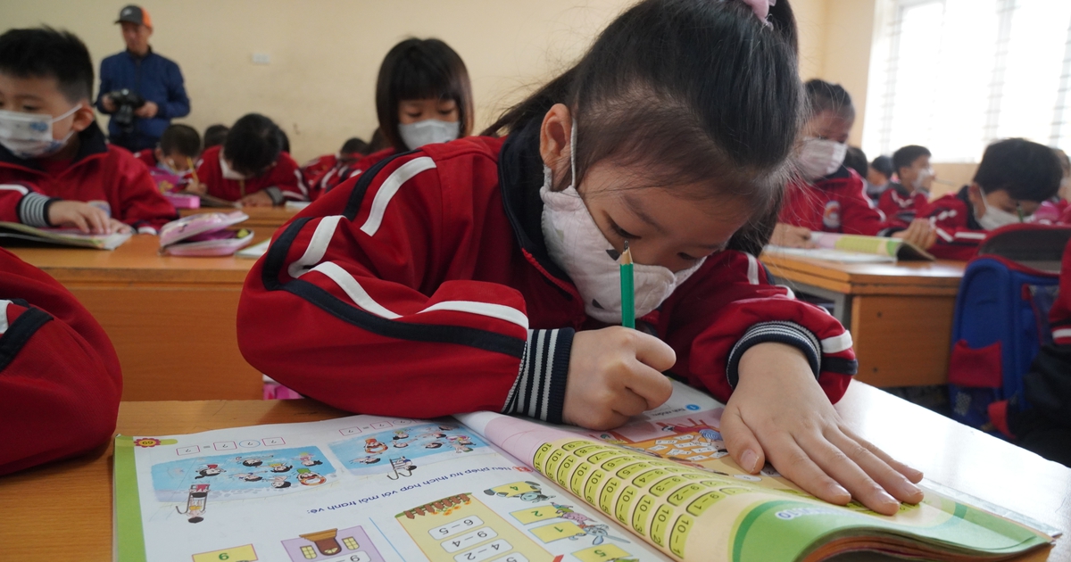 Bán sách giá cao bất hợp lý: Kiến nghị NXB Giáo dục VN phải nộp lại tiền