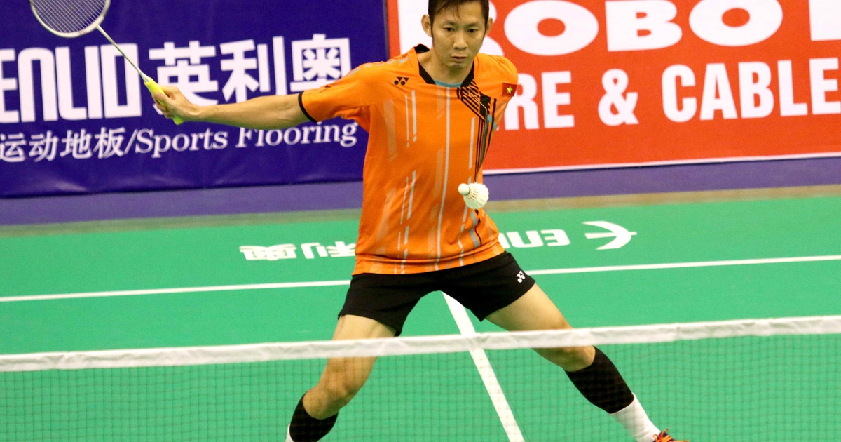 Nguyễn Tiến Minh ngược dòng vào tứ kết giải cầu lông quốc tế Singapore