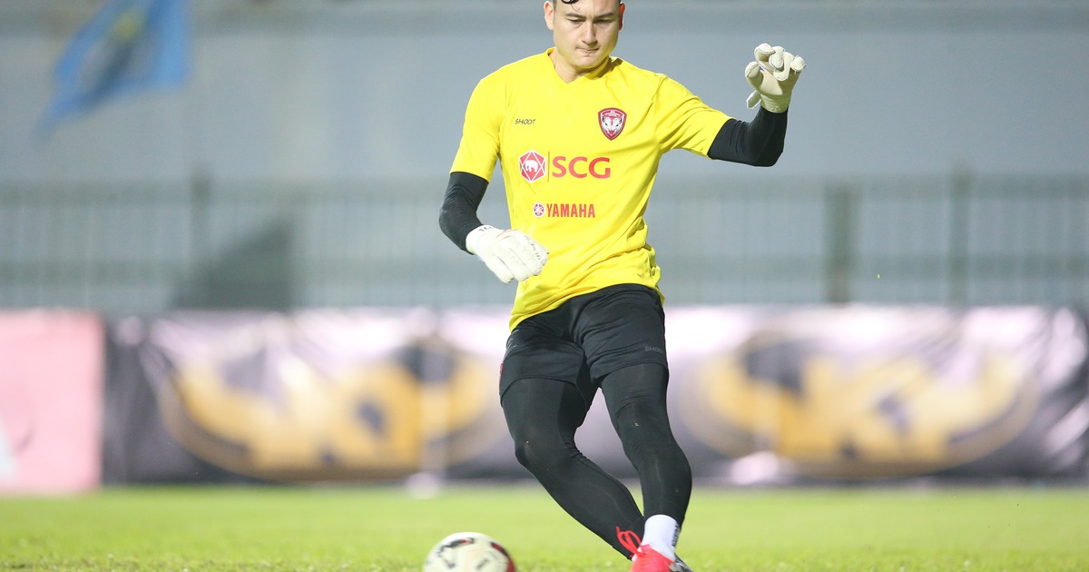 Văn Lâm liên tục báo tin vui từ Thái Lan