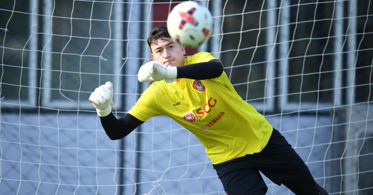 Thủ môn Văn Lâm là động lực cho cầu thủ Thái Lan phấn đấu