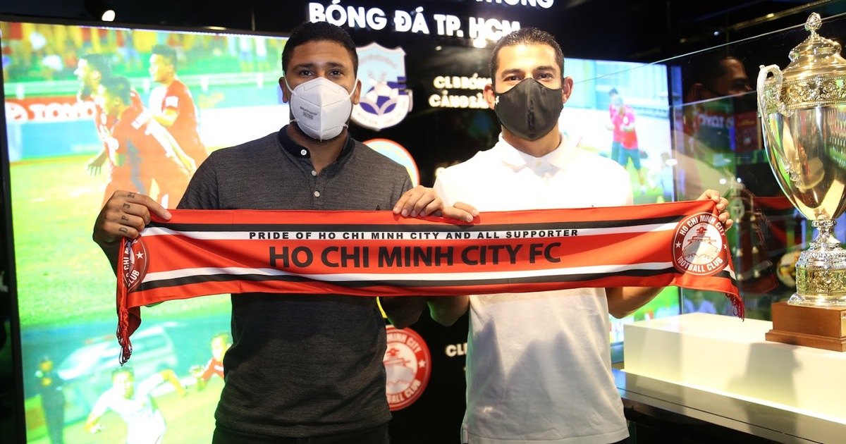 Đội bóng Công Phượng với nỗi lo từ những quả ‘bom xịt’ ngoại binh