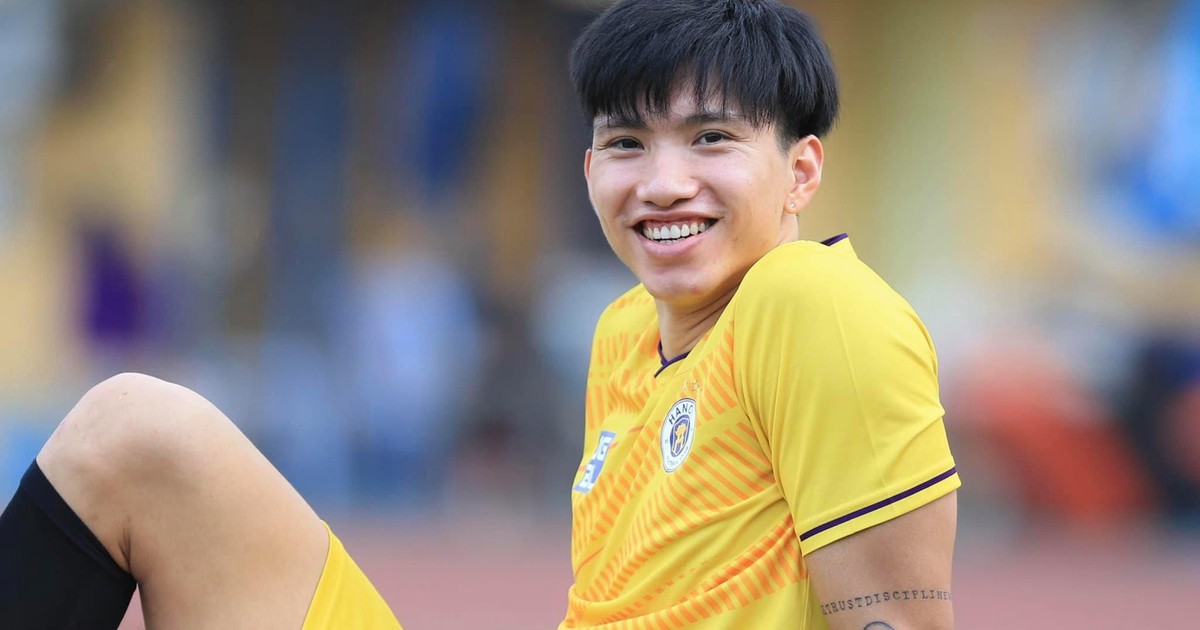 Văn Hậu, Văn Lâm tích cực chữa trị chấn thương