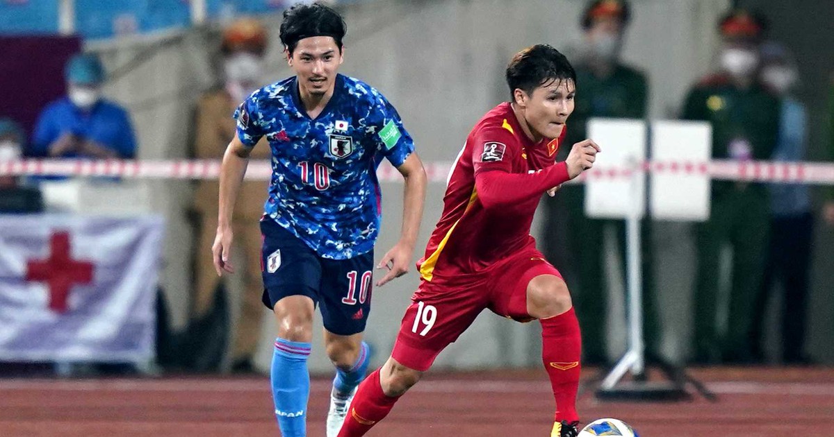 Mong chờ Quang Hải so tài sao tuyển Nhật Bản Minamino