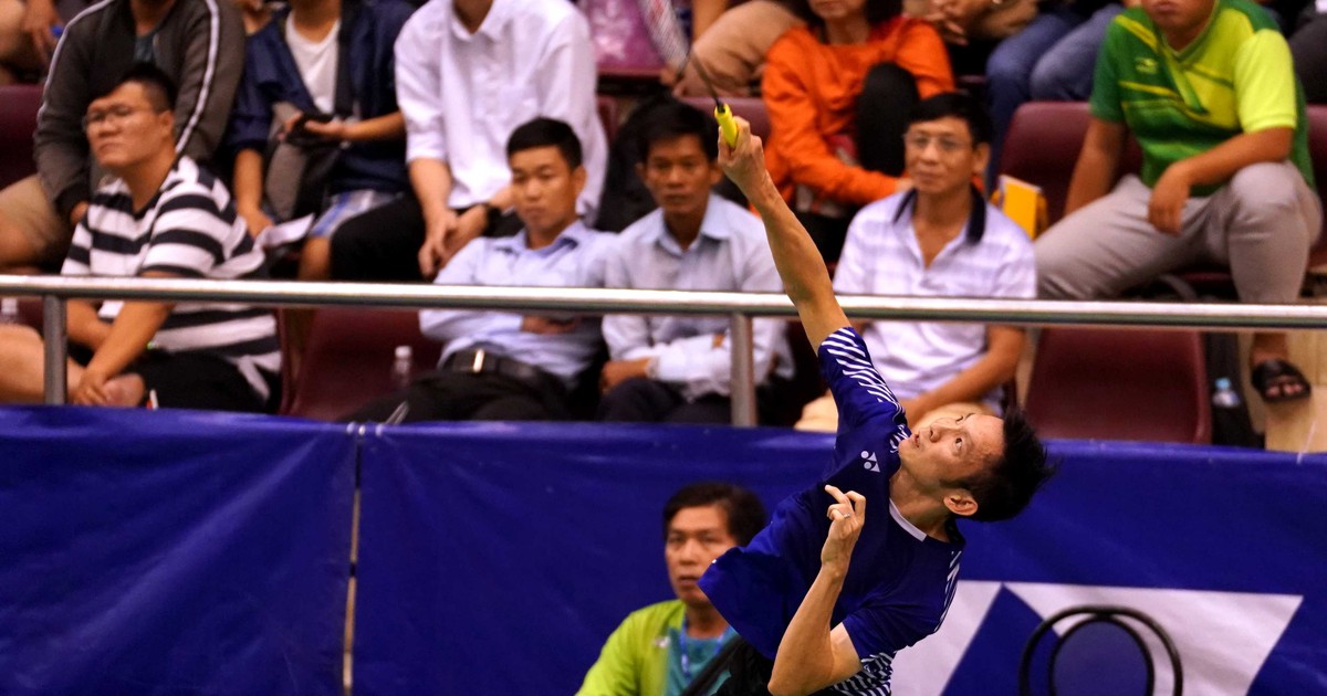 Nguyễn Tiến Minh gác vợt ngay vòng 1 giải cầu lông Việt Nam mở rộng