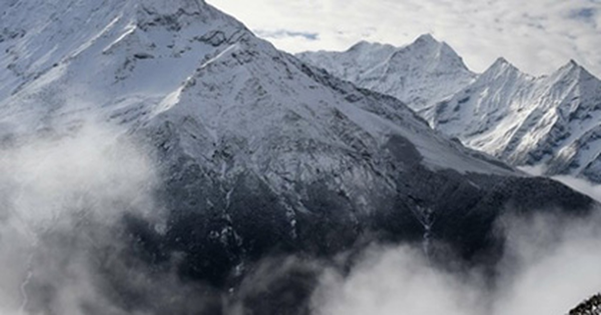 Lở tuyết lớn tại núi Everest sau trận động đất ở Nepal