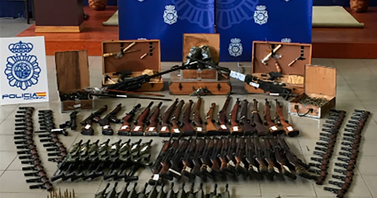 Tây Ban Nha phá đường dây buôn vũ khí phòng không