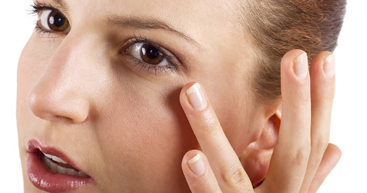 Bí quyết sử dụng kem dưỡng da vùng mắt đúng cách từ chuyên gia