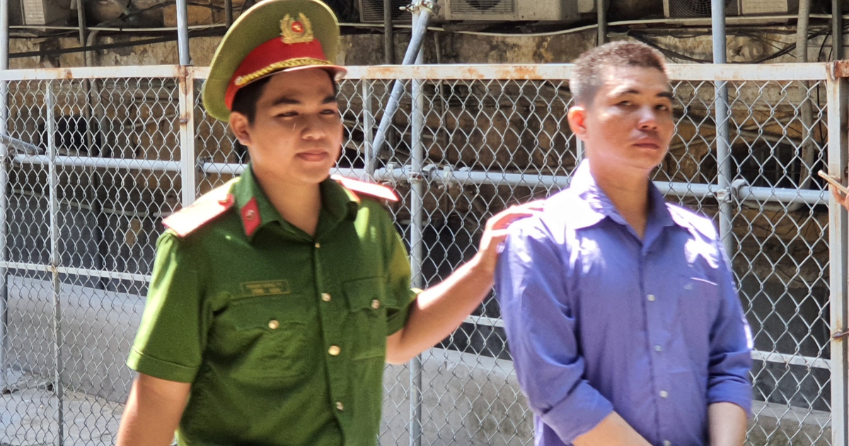 Nối lại tình cảm bất thành, tìm đến công ty sát hại vợ cũ