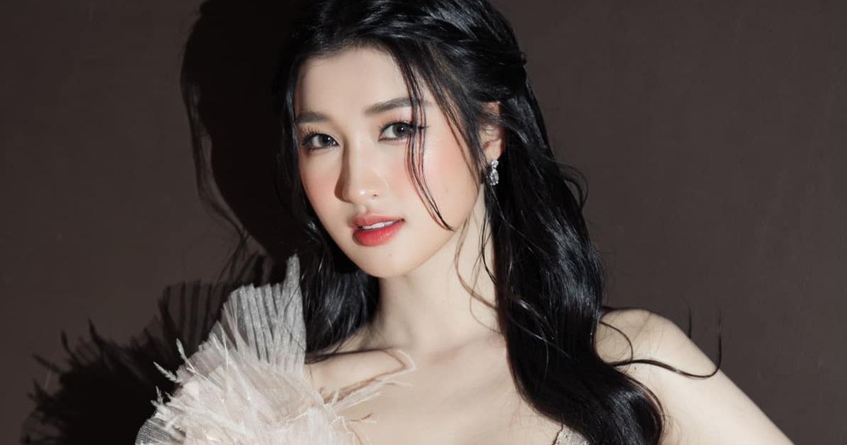 Á hậu Phương Nhi: Tôi không thi hoa hậu để đổi đời