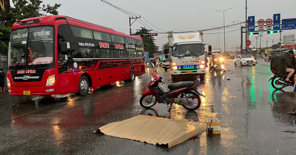 TP.HCM: Cha và con gái 12 tuổi tử vong dưới bánh xe tải