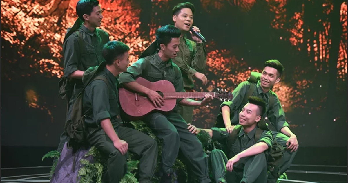 Câu chuyện phi công đầy cảm xúc trong 'Giai điệu tự hào tháng 6'