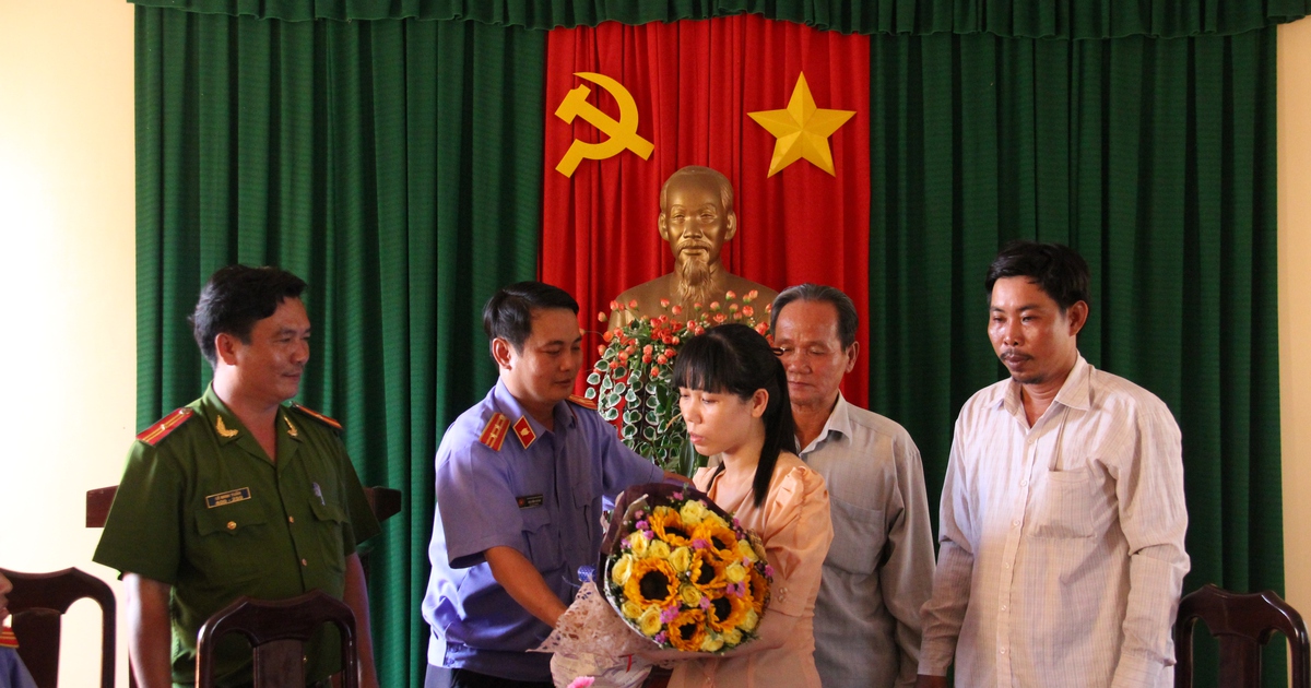 Công an, VKS xin lỗi công khai, người hàm oan lại không dám nhận