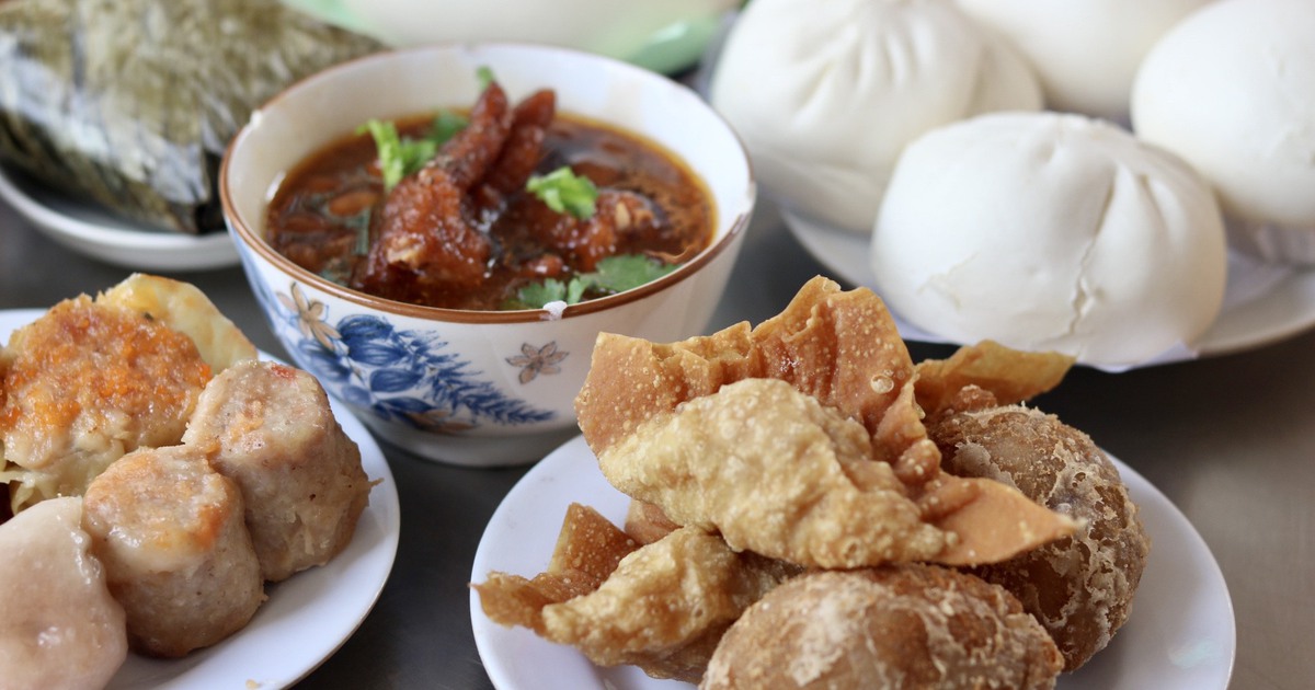 Món ngon Q.11, TP.HCM: Quán dimsum 25 món, bà chủ U.70 tự tay làm suốt 20 năm